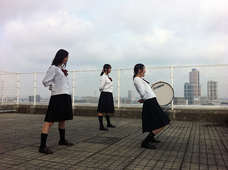 仲間を応援する夏