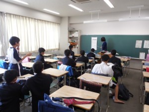 ４月９日新入生身体測定（午前中）の様子