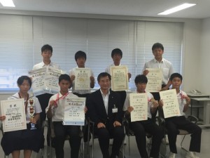 「平成28年度　全国中学校体育大会出場選手報告会」に川嶋君が参加しました。