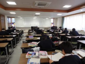 中学校内勉強マラソンを実施しました