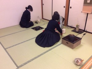 茶道部　テスト週間の部活動です