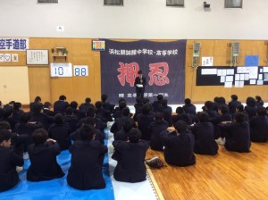 中学2年生　学年集会を行いました