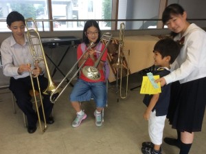 小学1年生の兄弟も参加！一緒に楽器体験しました。