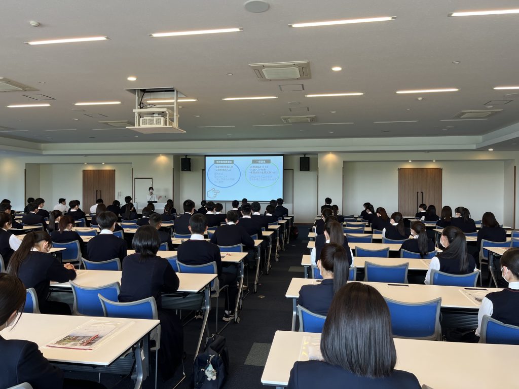 【高校2年】学年活動が行われました